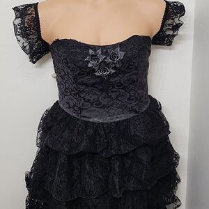 Widow elegant hi-lo bustier dress